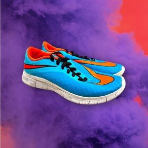 Nike running shoes women’s 7 (5.5Y)